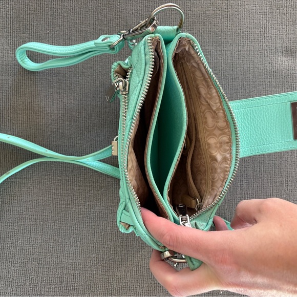 Charming Charlie Teal Quilted Crossbody/Wristlet - Picture 6 of 6
